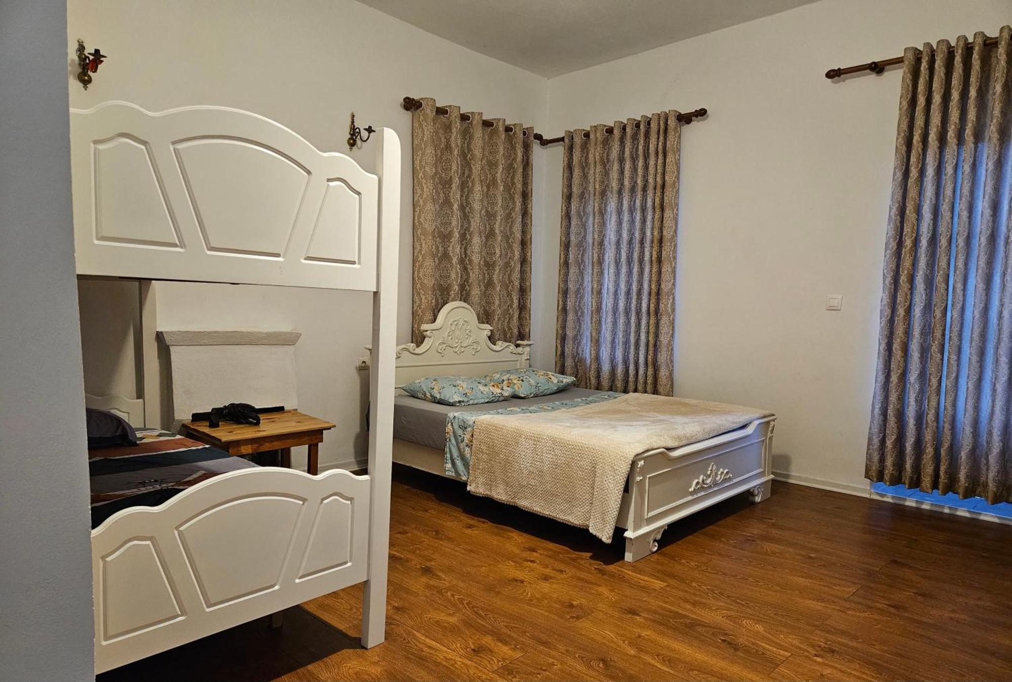 Aeria Rooms Himare Exterior photo
